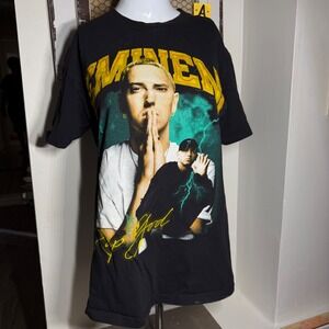 Eminem graphic tee 🔥